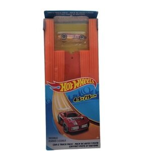 Hot Wheels 2018 Spring Multicolor Toy Car & 15 Ft Track Pack Set For 4+‎